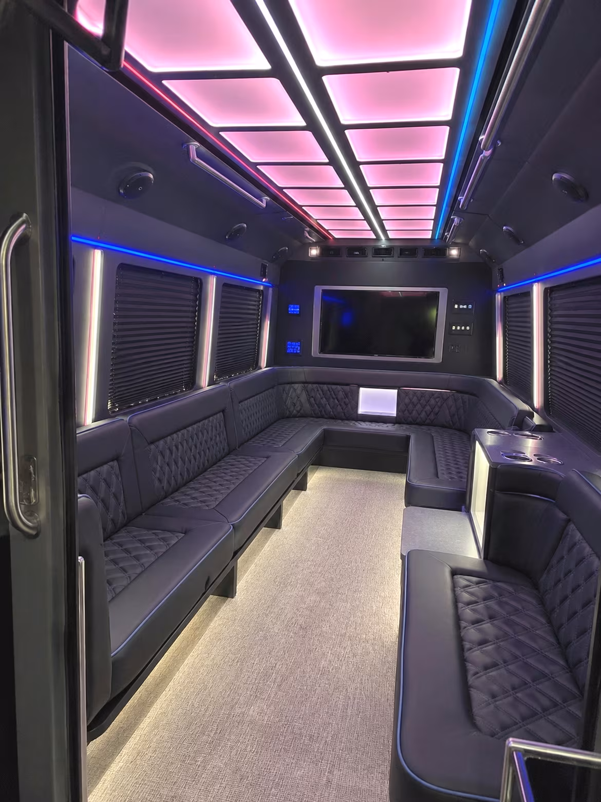 Buffalo Birthday, Sweet 16, & Quinceañera Party Bus Rentals