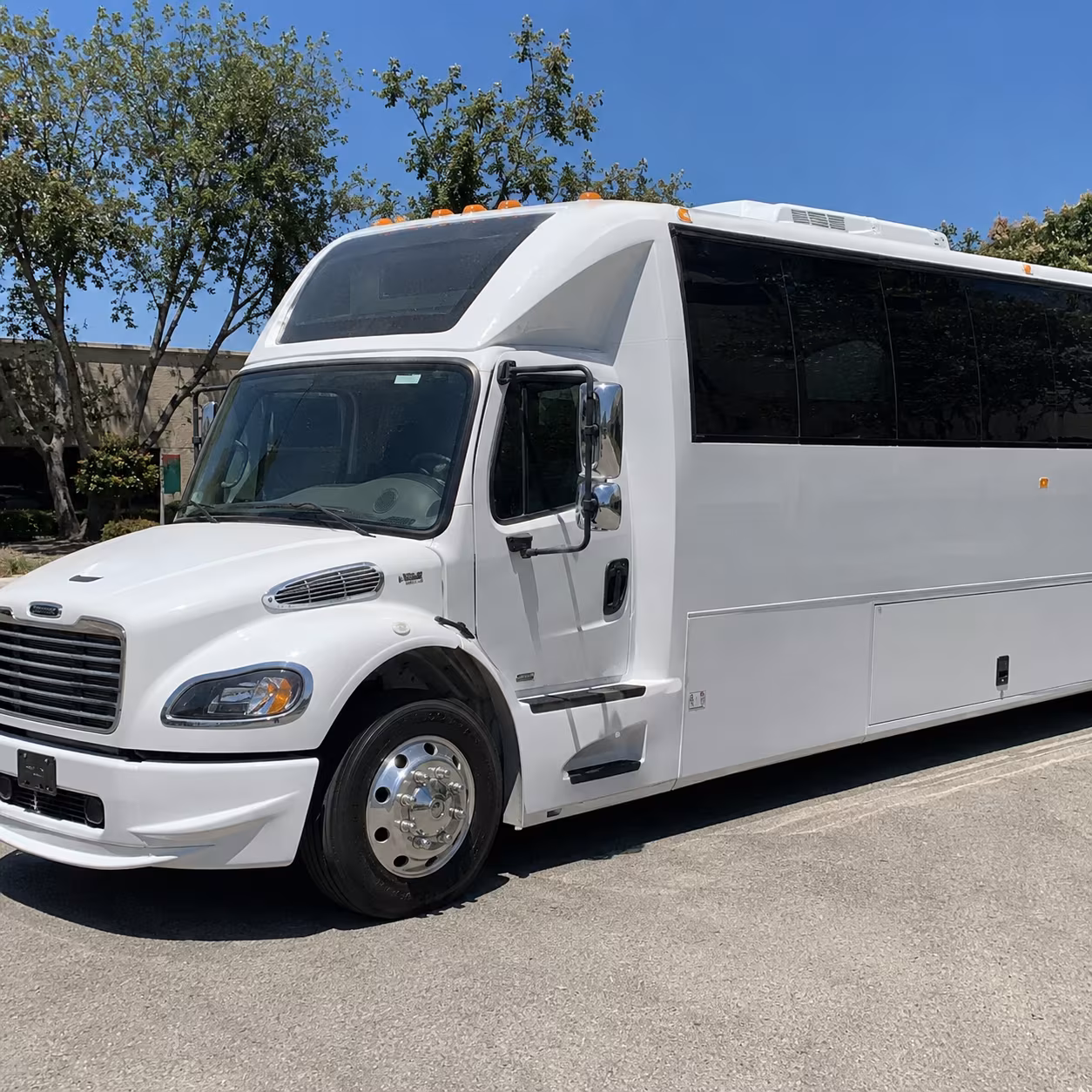 Cleveland Winery Tour & Pub Crawl Transportation