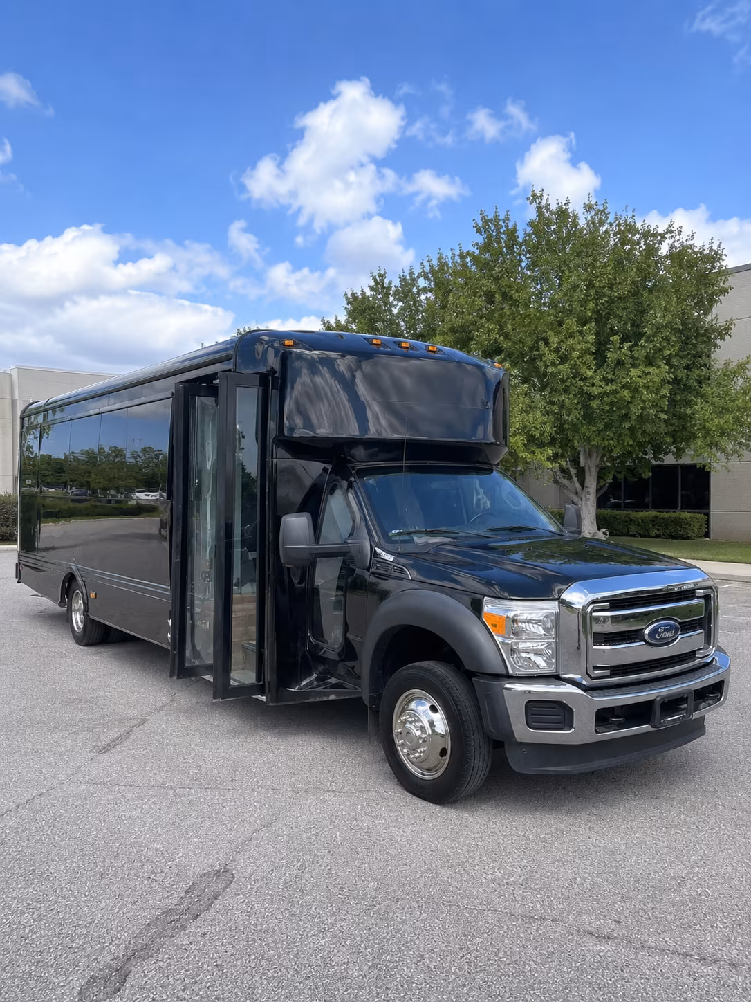 Pittsburgh Birthday, Sweet 16, & Quinceañera Party Bus Rentals