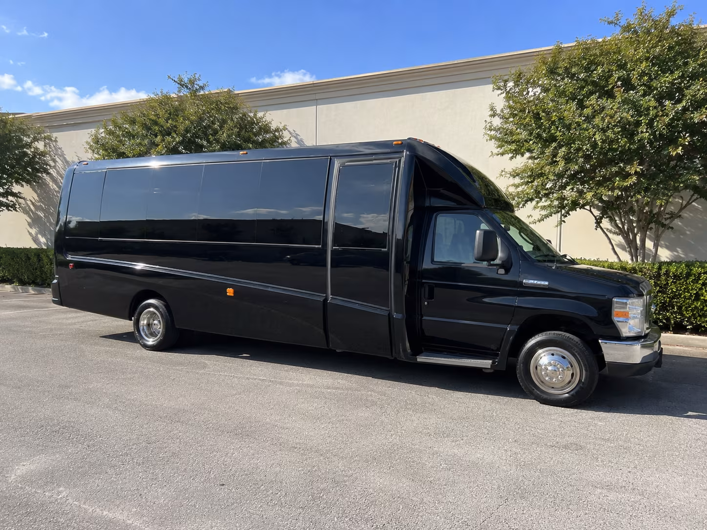 Rochester Winery Tour & Pub Crawl Transportation onboard seating