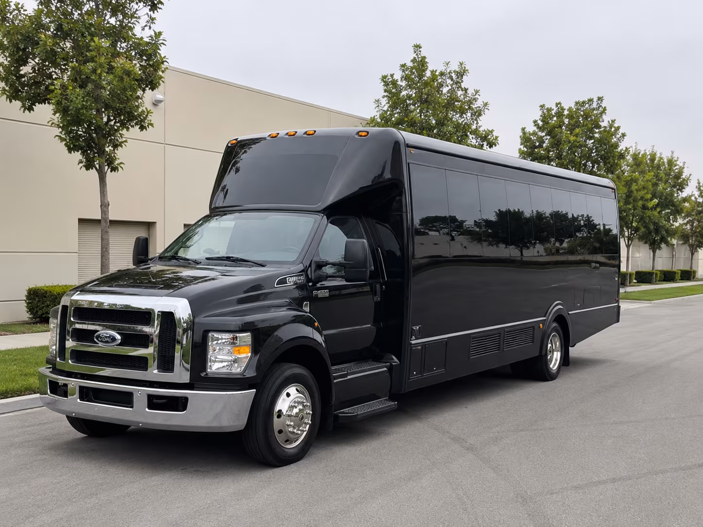 Syracuse Homecoming & Prom Party Bus Rentals