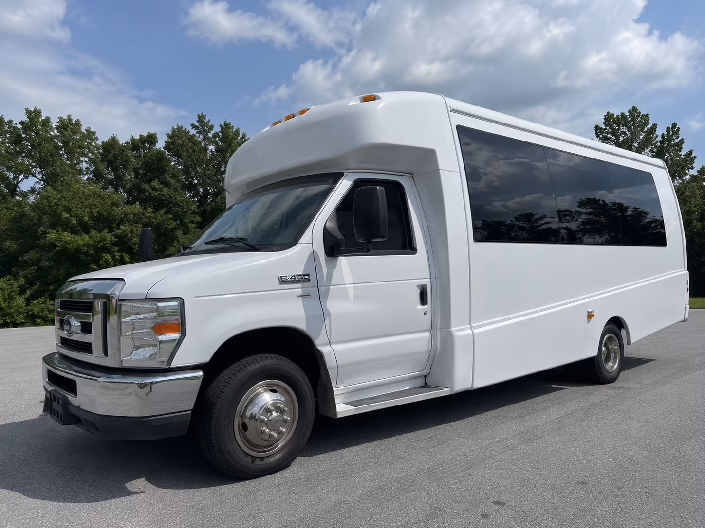 Rochester Winery Tour & Pub Crawl Transportation