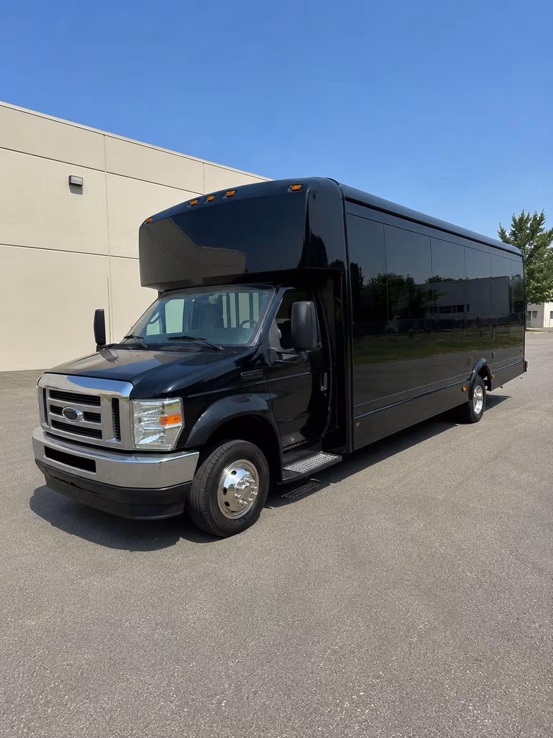 Yonkers Homecoming & Prom Party Bus Rentals